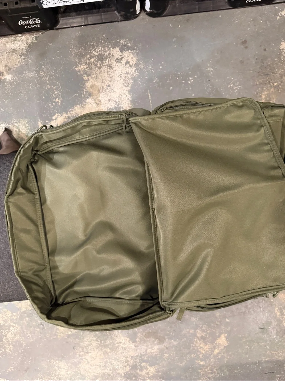 BEIS Ultimate Travel Duffel - Olive